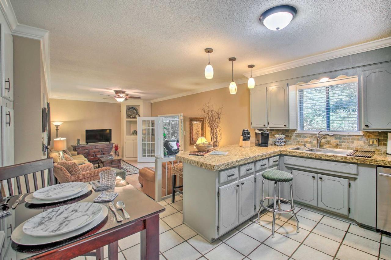 Charming Hot Springs Home With Sunroom And Yard Exteriör bild