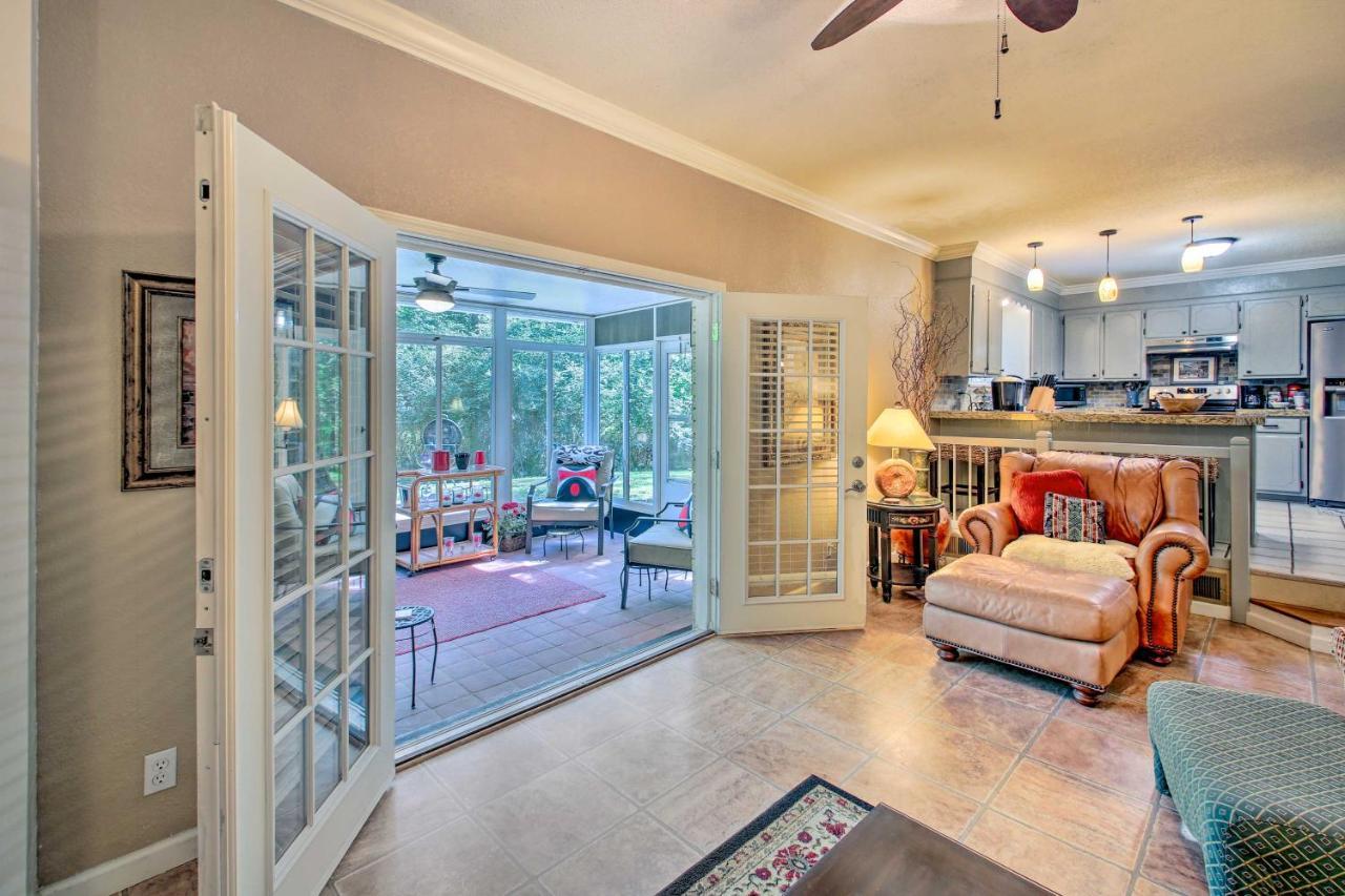 Charming Hot Springs Home With Sunroom And Yard Exteriör bild